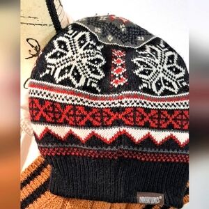 Muk Luks knit winter beanie hat